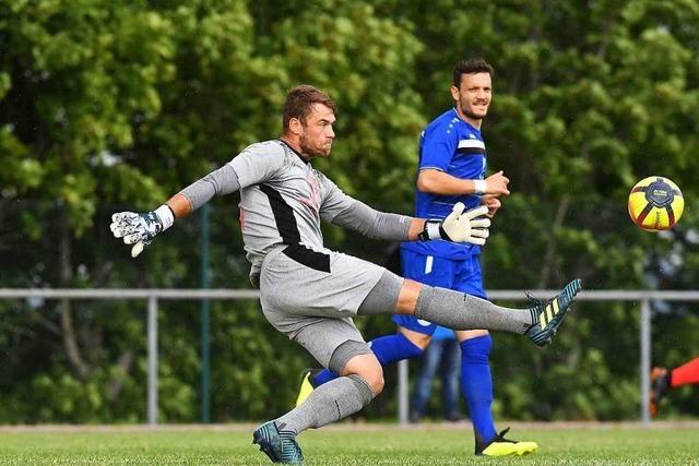 Geduldsprobe bei der Heimpremiere fr den FC Lffingen und den FC Neustadt