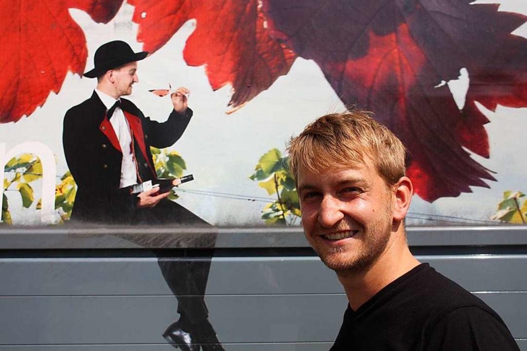 Matthias Rieder ist das Maskottchen de...rtler Winzergenossenschaft Roter Bur.  | Foto: Gabriele Fssler