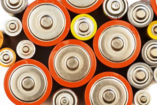 Batterien gibt es in vielen verschiedenen Gren.  | Foto: Sinuswelle  (stock.adobe.com)