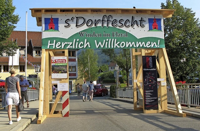 Das Tor  zum Windener &#8222;DorfFesch... geht&#8217;s los &#8211; am Samstag!   | Foto: Helmut Hringer