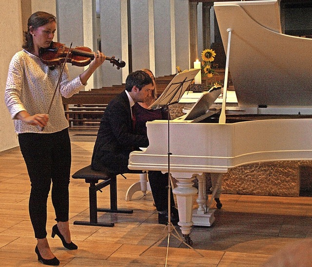 Miriam Klglich und Harald Sinot gaben...er&#8220; wurde auerdem vorgestellt.   | Foto: Karin Stckl-Steinebrunner