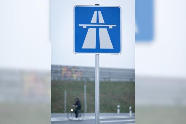 Laptop und Wasserpfeife: An Autobahnen passieren schrge Dinge