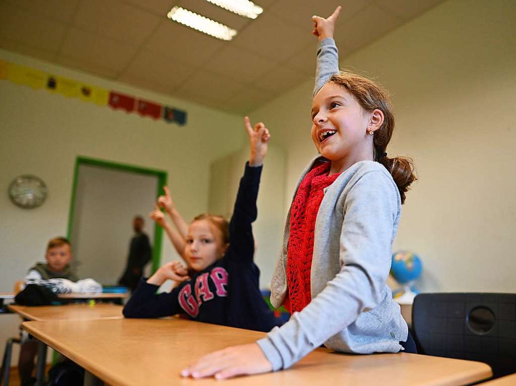 Kinder beim Mathematik-Unterricht in der Sportgrundschule der FT. Sie war 2007 die bundesweit erste Schule ihrer Art.