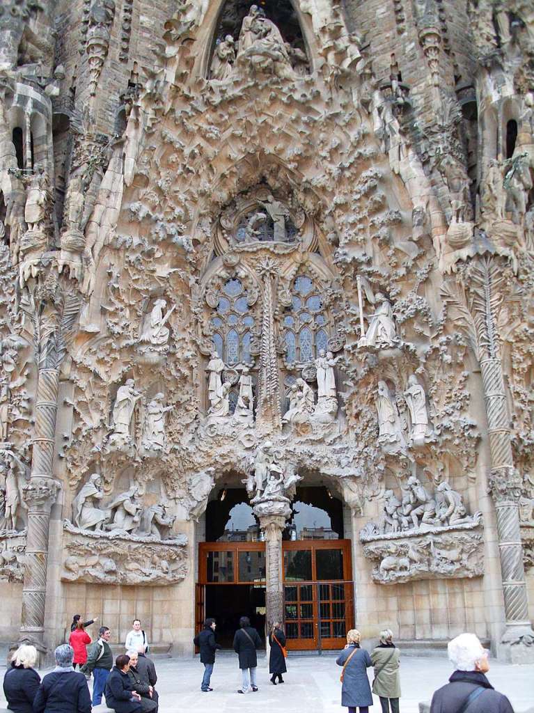 Eingangsportal der Sagrada Familia in Barcelona, die Aufnahme entstand anlsslich eines Stdteurlaubes.