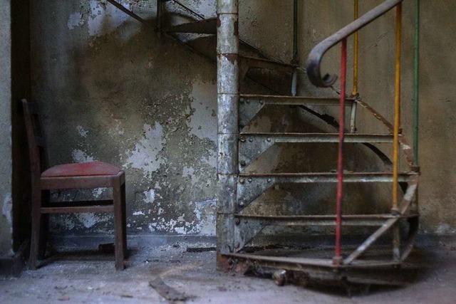 Die Jahrzehnte haben Spuren hinterlassen in der Lederfabrik.  | Foto: Patrik Mller
