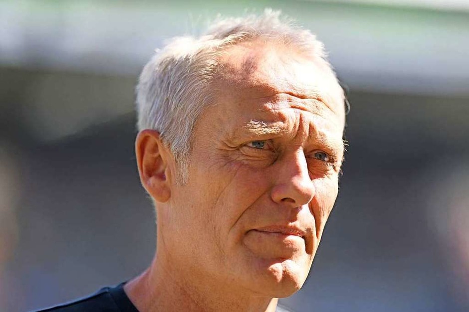 SC-Coach Christian Streich vor dem Anpfiff. (Foto: Patrick Seeger (dpa)) SC-Coach Christian Streich vor dem Anpfiff. (Foto: Patrick Seeger (dpa))
