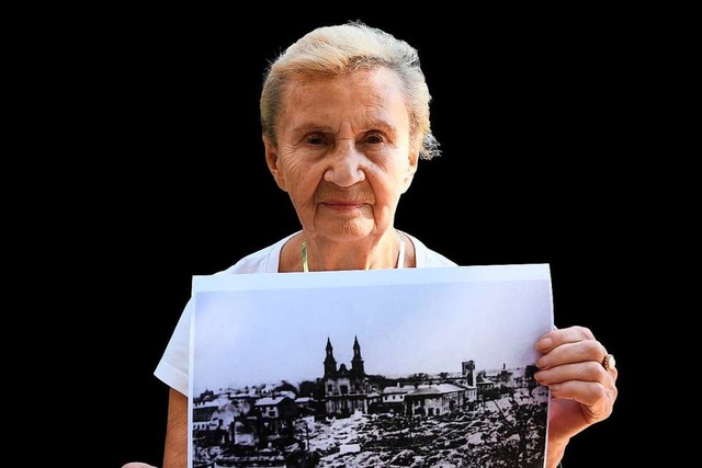 Eine der letzten Zeitzeugen: Zofia Bur...mben auf die Kleinstadt Wielun fielen.  | Foto: JANEK SKARZYNSKI (AFP)