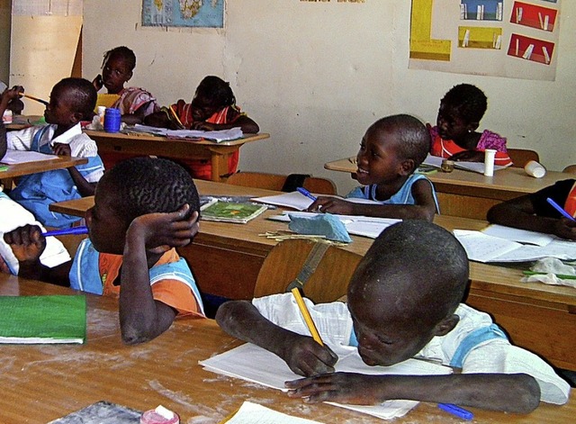 Kinder in der Schule im Senegal, die der Verein Imagine untersttzt.   | Foto: privat