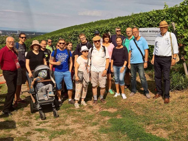 Sehr gefragt waren beim Wandertag wied...hert (rechts) waren kundige Begleiter.  | Foto: Winfried Kninger