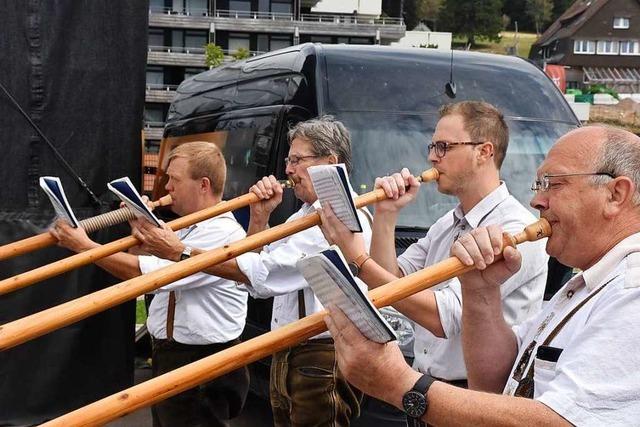 Fotos: Internationales Treffen der Alphornblser am Feldberg