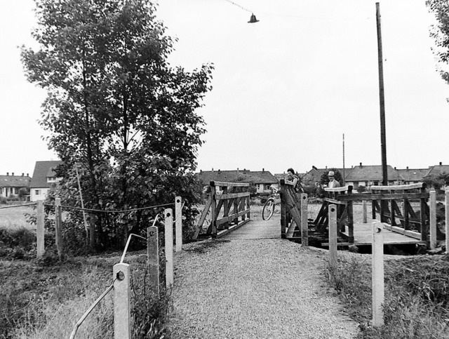 Neu und alt nebeneinander. Der Bauhof ...dung zwischen Brkle und Bleiche ging.  | Foto: Armin E. Mller