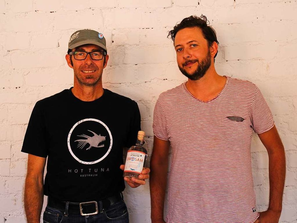 Martin Isaak (rechts) und Simon Köhl sind die Macher hinter dem  Drysam Gin.  | Foto: Anika Maldacker