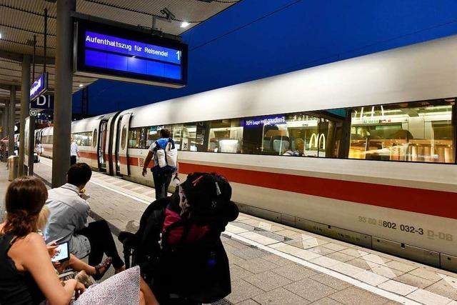 Befrchtetes Chaos am Freiburger Hauptbahnhof bleibt aus