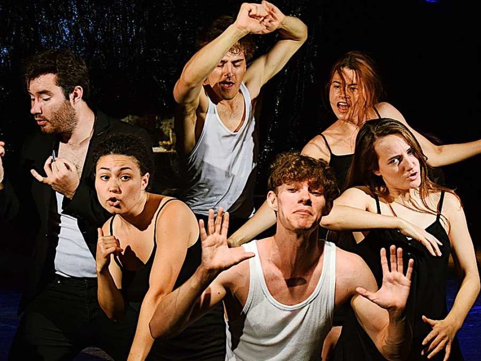 Wild, bunt, unerhrt und extrem &#8211...#8220; der Freiburger Schauspielschule  | Foto: Kim Runa Linz