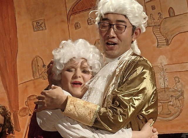 Susanne Mller  und Xiao Rui als Sngerpaar  | Foto: Bianca Flier