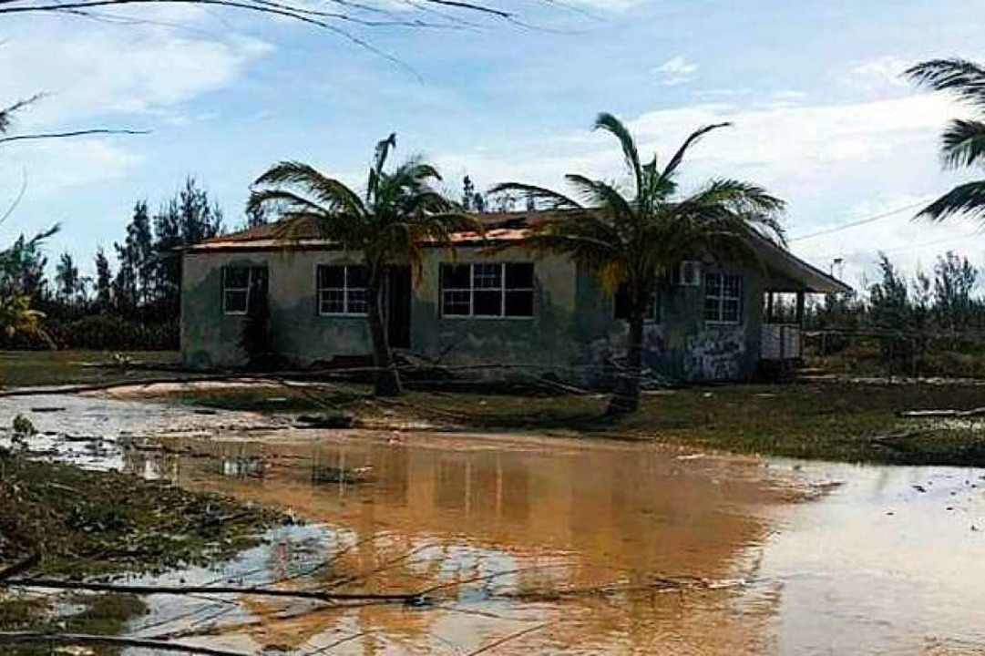 Henning Gembalies&#8217; Haus in Freep...den Bahamas kurz nach  Hurrikan Dorian  | Foto: Henning Gembalies