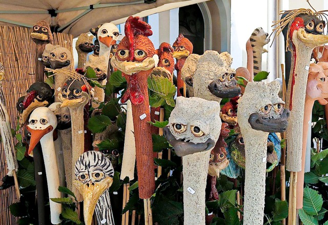Da guckt ihr! Unikate beim Kunsthandwerkermarkt  | Foto: Georg Vo
