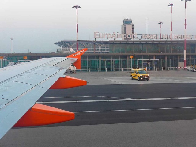 Der Flugbetrieb am Euroairport wird immer dichter.  | Foto: Daniel Gramespacher