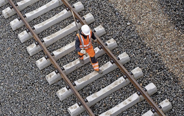 Eine von  vielen Baustellen  der Bahn  | Foto: Lukas Schulze (dpa)