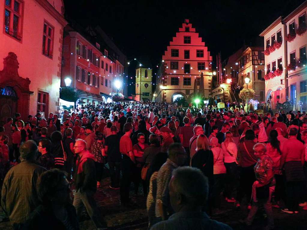 Kaum ein Durchkommen gab es am Marktplatz