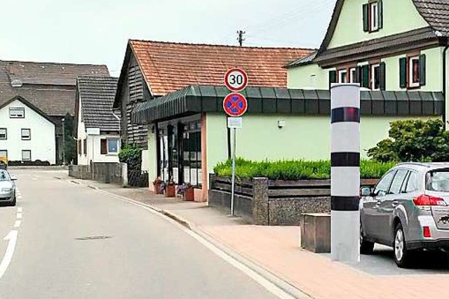 Gegenber dem Gasthaus Lwen in Ichenh...ation an der L 75 installiert werden.   | Foto: Gemeinde Neuried