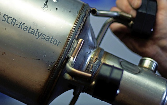 Ein SCR-Katalysator wird bei Dieselmot...mit dem Zusatzstoff Adblue eingesetzt.  | Foto: Ina Fassbender