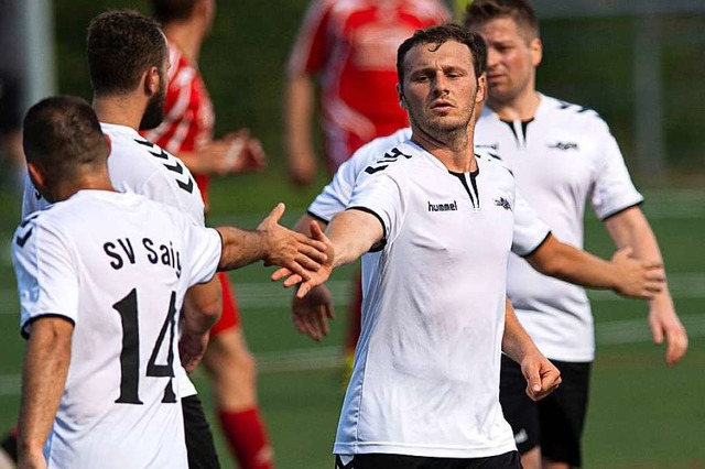 Viktor Schuchart (rechts) erzielte das... Unadingen-Dittishausen mit 5:3-Toren.  | Foto: Wolfgang Scheu