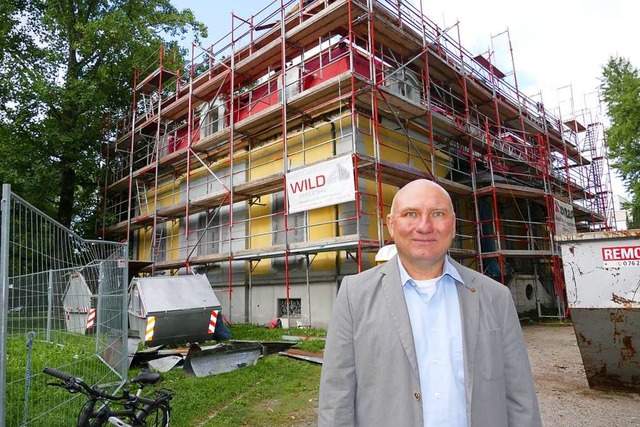 Norbert Uttner freut sich auf den Einz...lla Aichele, die gerade umgebaut wird.  | Foto: Peter Gerigk