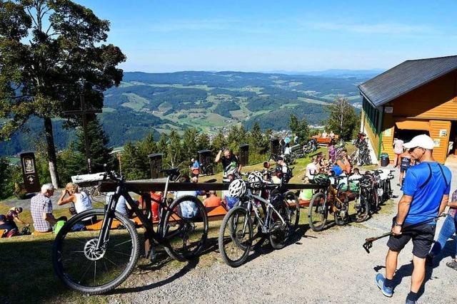 Fotos: Bikerwallfahrt auf den Hrnleberg