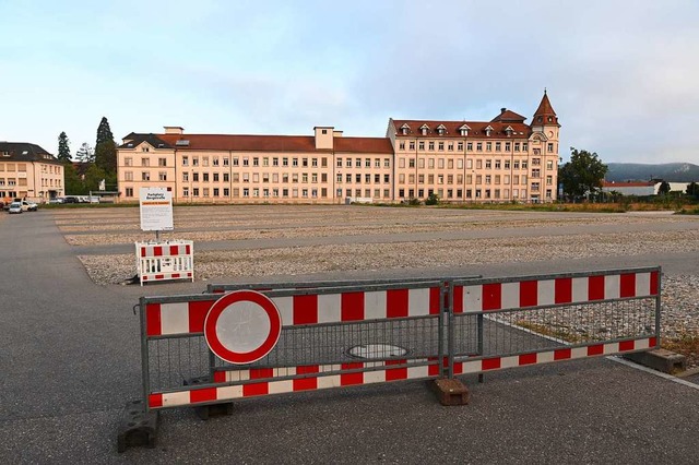 Ein Bild, das es seit Jahren morgens a... mehr gab: Leere auf dem Conrad-Areal.  | Foto: Jonas Hirt