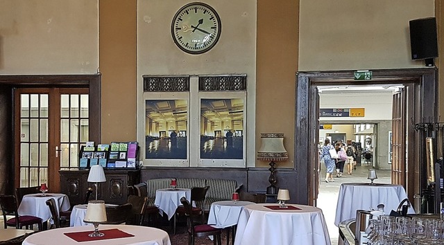 Die Tren vom Gare du Nord zur Bahnhofspassage sind geffnet.  | Foto: Michael Baas