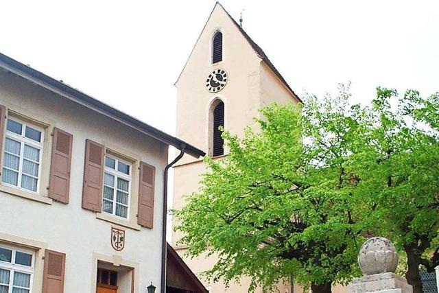 tlingen ldt wieder zum Herbsthock an der Kirche