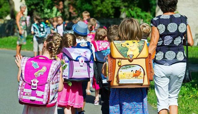 Der Weg vieler Erstklssler am ersten ...ren, geht es nach der Stadtverwaltung.  | Foto: Patrick Pleul