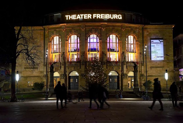 Blick auf das Freiburger Theater   | Foto: Rita Eggstein