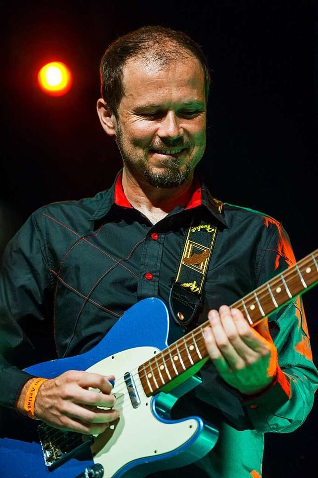 Meister an der E-Gitarre: Christian Di...se-Dietkron-Band&#8220; live zu sehen.  | Foto: Privat