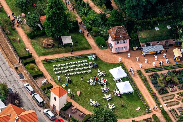 Im Prinzengarten im Zentrum von Ettenh...ildhauersymposium Symp 19 ausgestellt.  | Foto: Martin Bildstein copyright