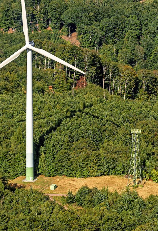 Der Aussichtsturm im Regio-Windpark   | Foto: Martin Bildstein copyright