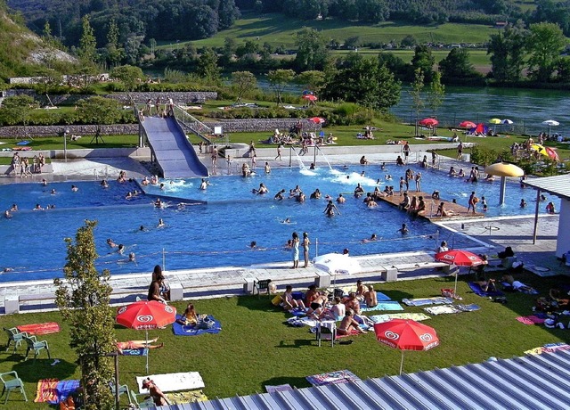 Der heie Sommer bescherte auch dem  G...d  Laufenburg eine sehr gute Saison.    | Foto: Stadtwerke Laufenburg