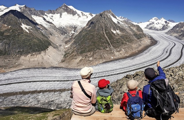 Der Groe Aletschgletscher ist der gr...Auch er wird von Jahr zu Jahr kleiner.  | Foto: Walter Bieri (dpa)