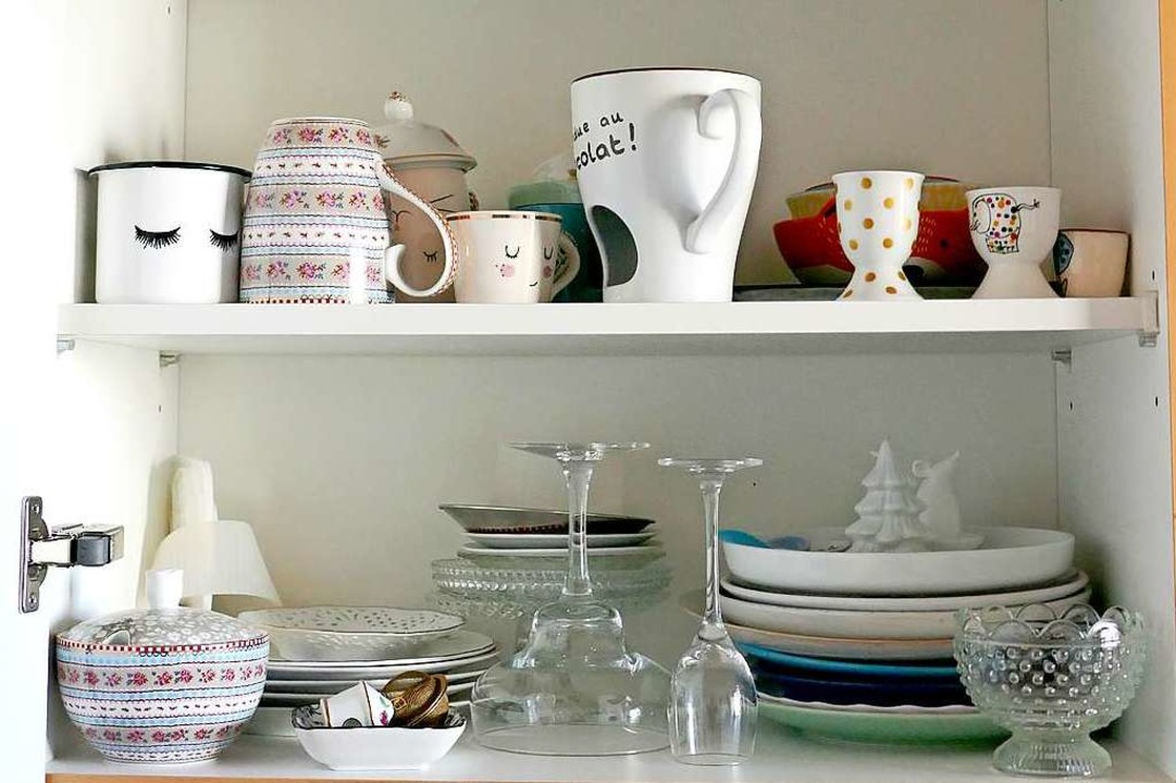 Ihre Food-Props haben einen eigenen Schrank in der Kche.  | Foto: Theresa Steudel