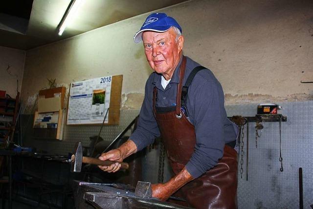Der letzte Schmied von Bahlingen am Kaiserstuhl ist 85 Jahre alt