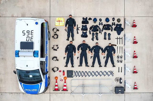 Bei der Polizei arbeiten (echte) Menschen.  | Foto: Sebastian Grafe (dpa)