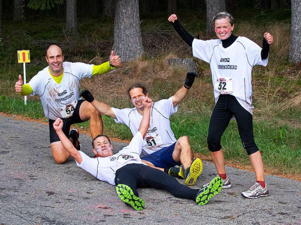 Viele Hindernisse, kaltes Wasser, tiefer Schlamm: Rund 2000 Sportler stellten sich den Herausforderungen beim Rothaus Mudiator Finale in Grafenhausen.