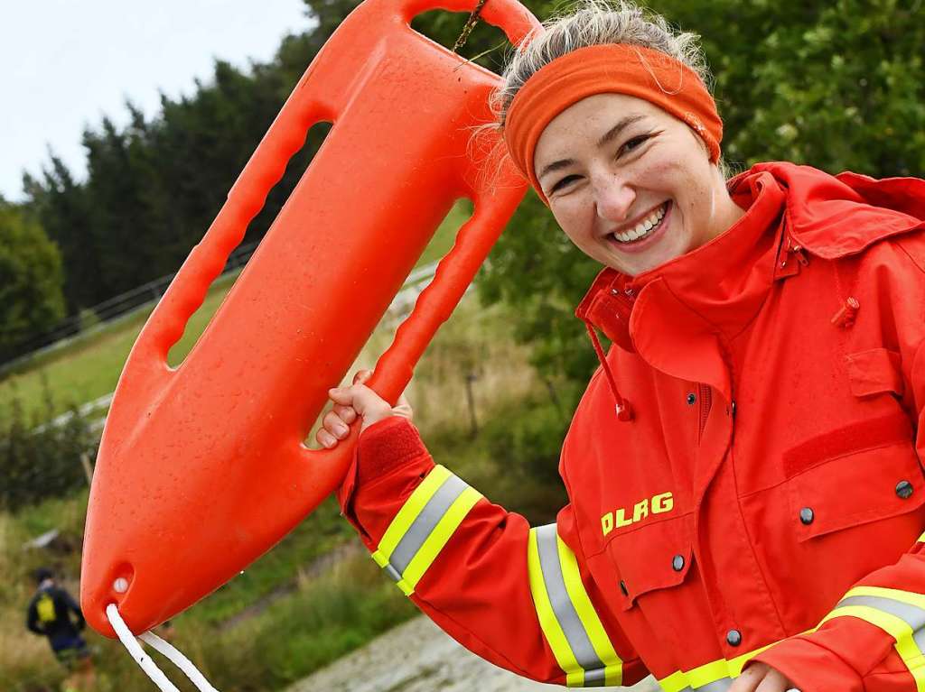 Viele Hindernisse, kaltes Wasser, tiefer Schlamm: Rund 2000 Sportler stellten sich den Herausforderungen beim Rothaus Mudiator Finale in Grafenhausen.