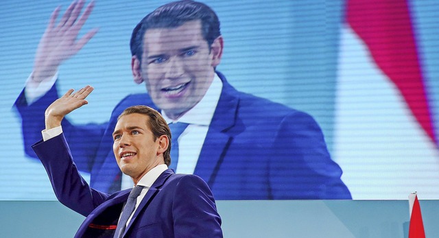 Der alte wird auch der neue Regierungs...bastian Kurz ist der klare Wahlsieger.  | Foto: Matthias Schrader (dpa)