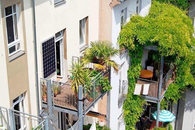 Die Stadt Freiburg fördert jetzt Balkon-Solaranlagen