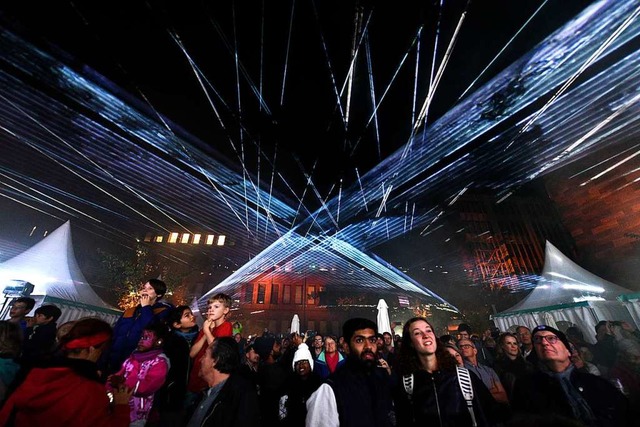 Die Lasershow sorgte fr Begeisterung am Abend des Fraunhofer-Festes.  | Foto: Thomas Kunz