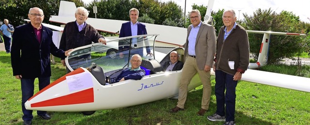 Bei der Feier zum 66-jhrigen Vereinsj...arald Ebner und OB Stefan Schlatterer.  | Foto: Dieter Erggelet