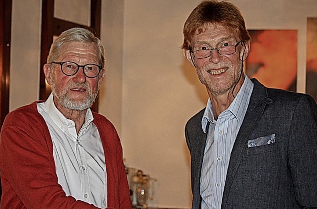 Amtsbergabe: Leonhard Martin (l.) und  Carsten Tiegs   | Foto: Horst Scheidt
