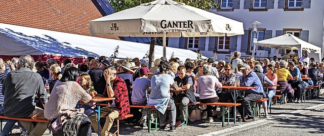 Gute Unterhaltung, leckere Speisen und...perfektes Wetter:  Was will man mehr?   | Foto: Hubert Gemmert